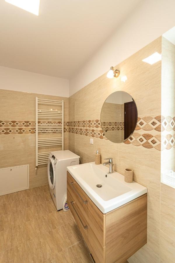 Citadel Apartament'S Râşnov Exterior photo